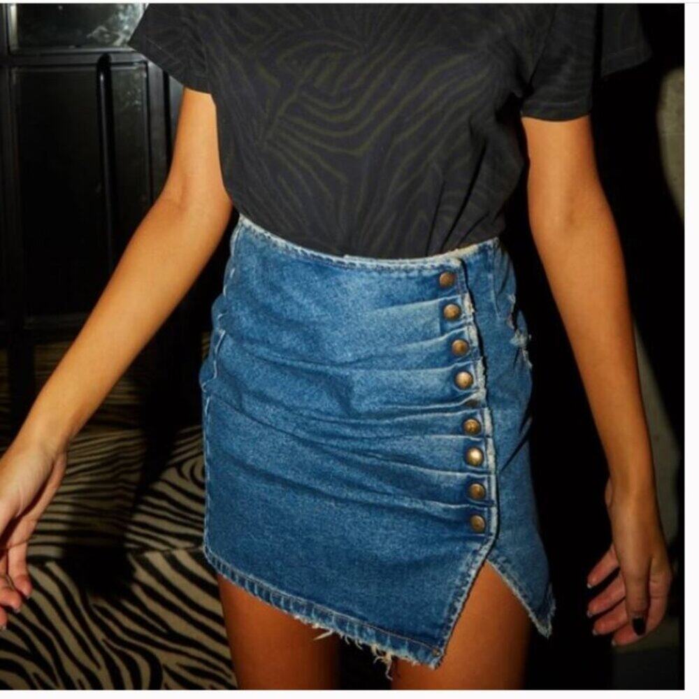 New Retrofete Willa Stretch Denim Mini Skirt Blue Button Front Sz XS